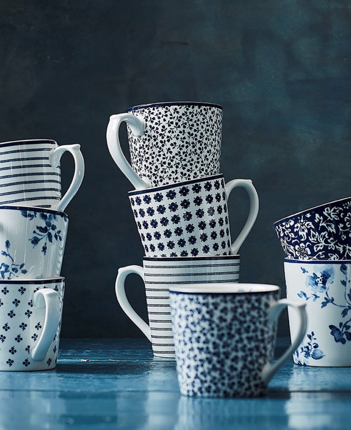 Closeout! Laura Ashley Blueprint Collectables 9 Oz Sweet Allysum Mugs in Gift Box, Set of 4 - White with Blue