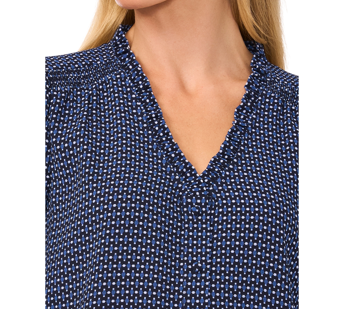 Cece Women's Ruffled V-neck Button-front Blouse In Garden Geo