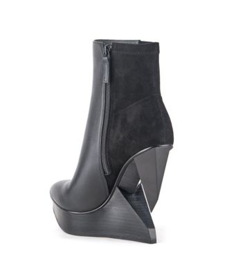 Womens Edge Bootie