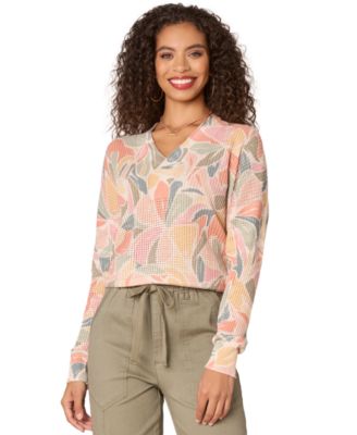 Democracy - Petite Printed V-Neck High-Low Sweater