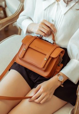 Women Vintage Genuine Leather Flap Bag Crossbody Victoria Hyde Cambridge satchel