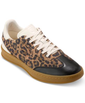 Women's GRANDPRØ Breakaway Lace-Up Low-Top Sneakers