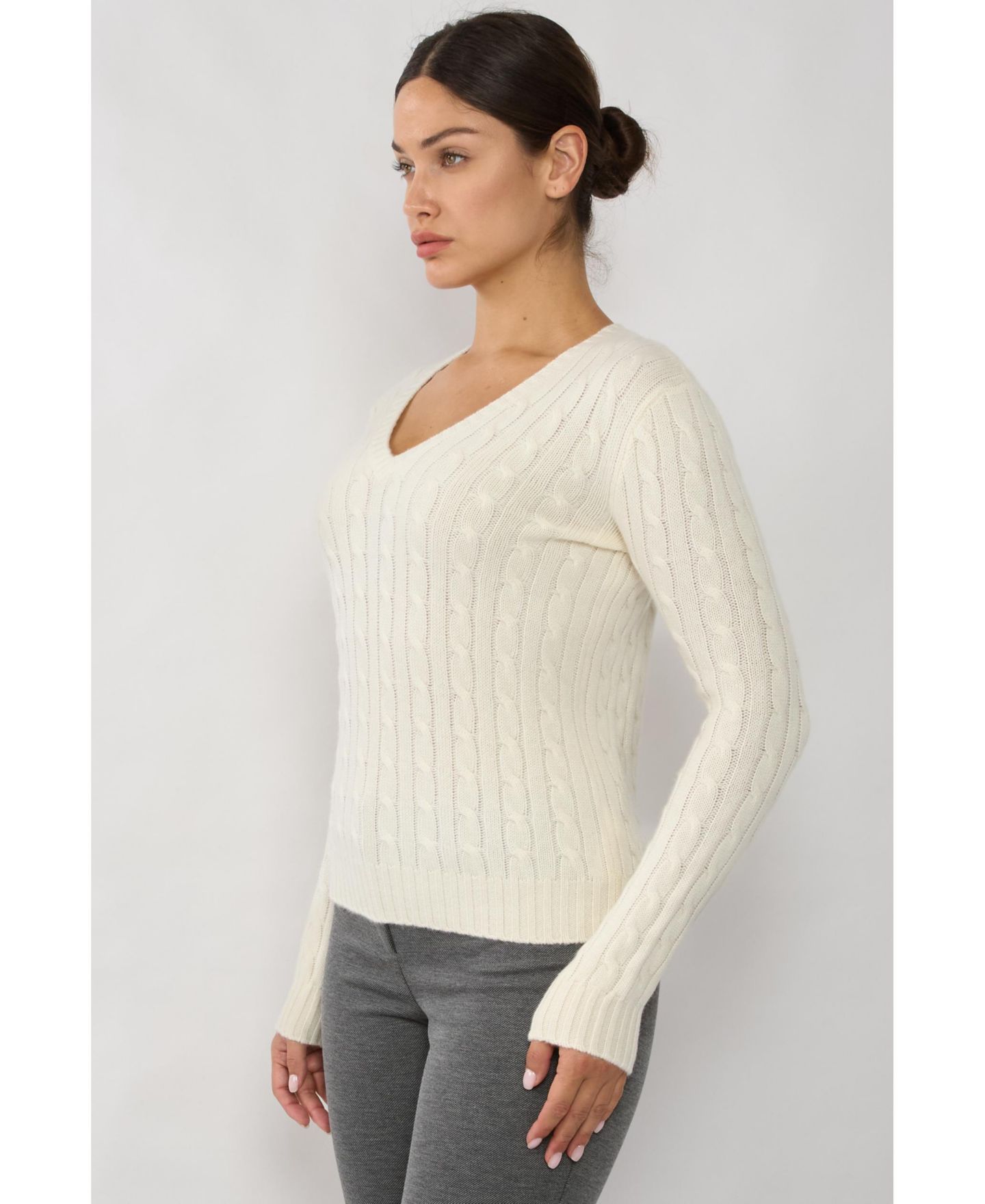 Женский свитер JENNIE LIU 100% Cashmere V-Neck Sweater Chuncky Cashmere Cable-knit Sweaters, цвет: Кремовый — фото 2