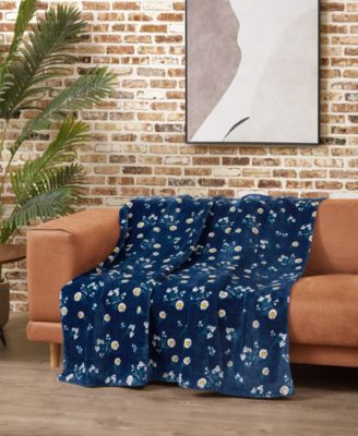 Daisy Floral Cozy Plush Throw, 50" x 70"