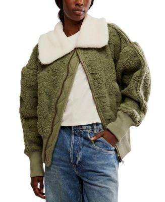 再入荷なし　carla カーラ　fluffy jacket 30873321_fpx.tif?$filterlrg$&