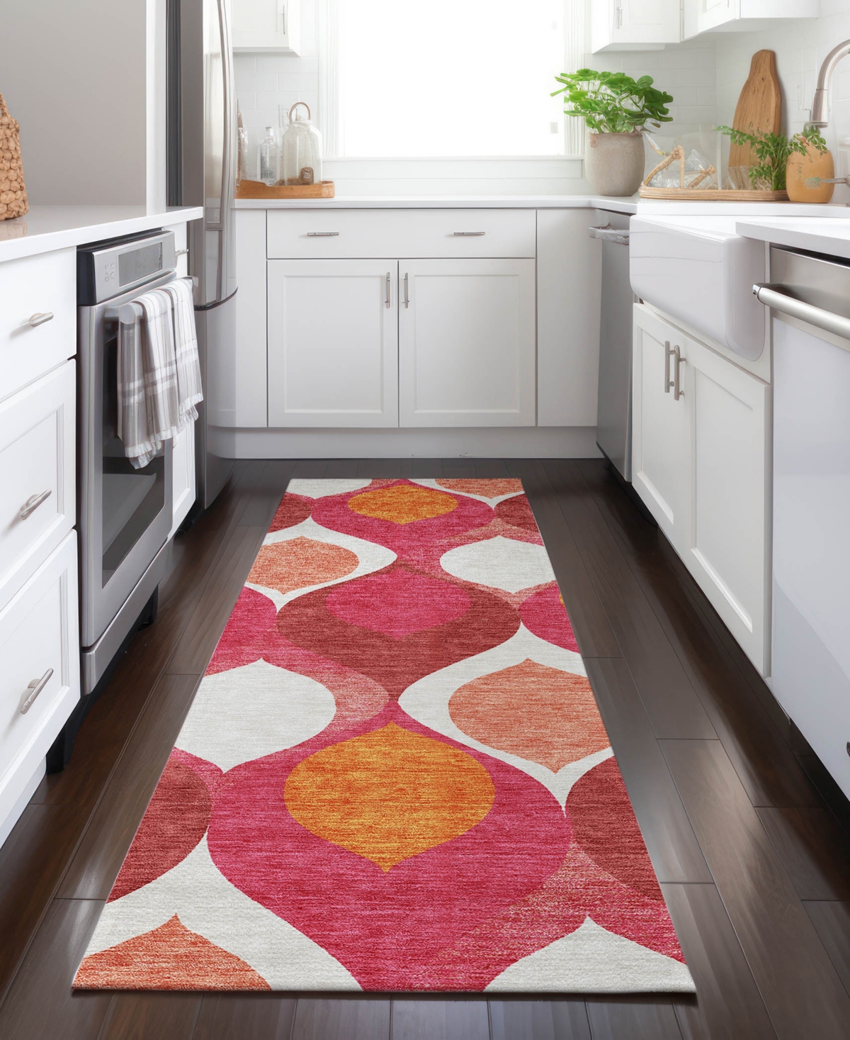 Addison Chantille Acn749 2'3"x7'6" Runner Area Rug In Pink