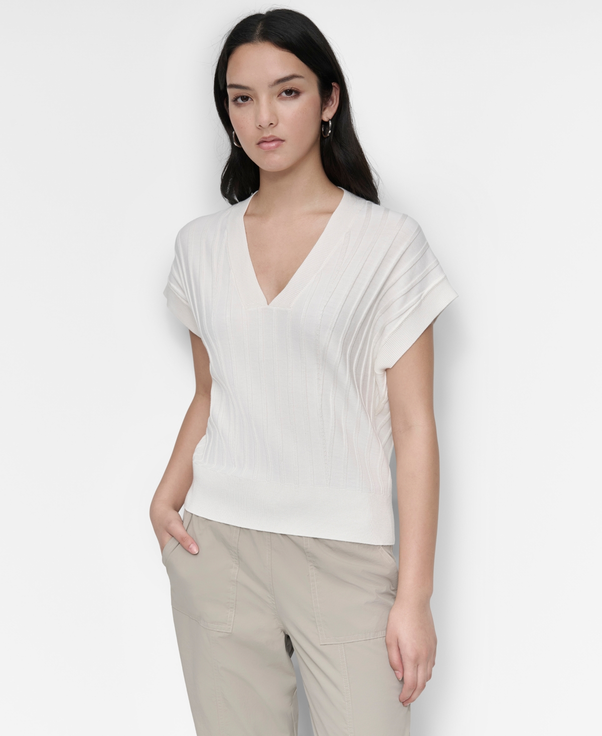 Women's Ribbed Short-Sleeve Sweater - Black