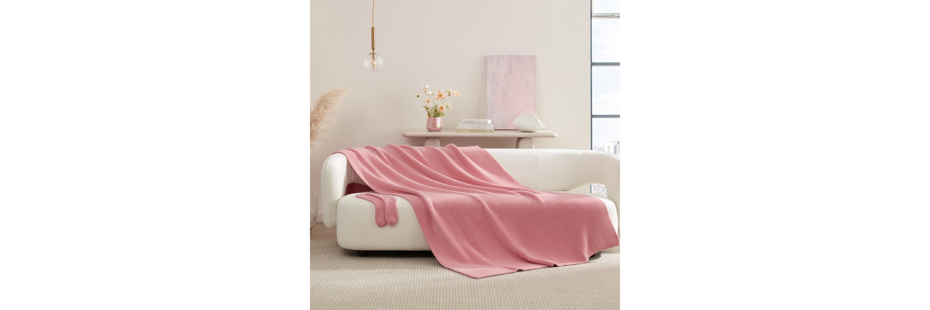 Cozy Potato - Coma Inducer Blanket with Socks - Beauty Pink