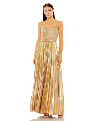 Mac Duggal