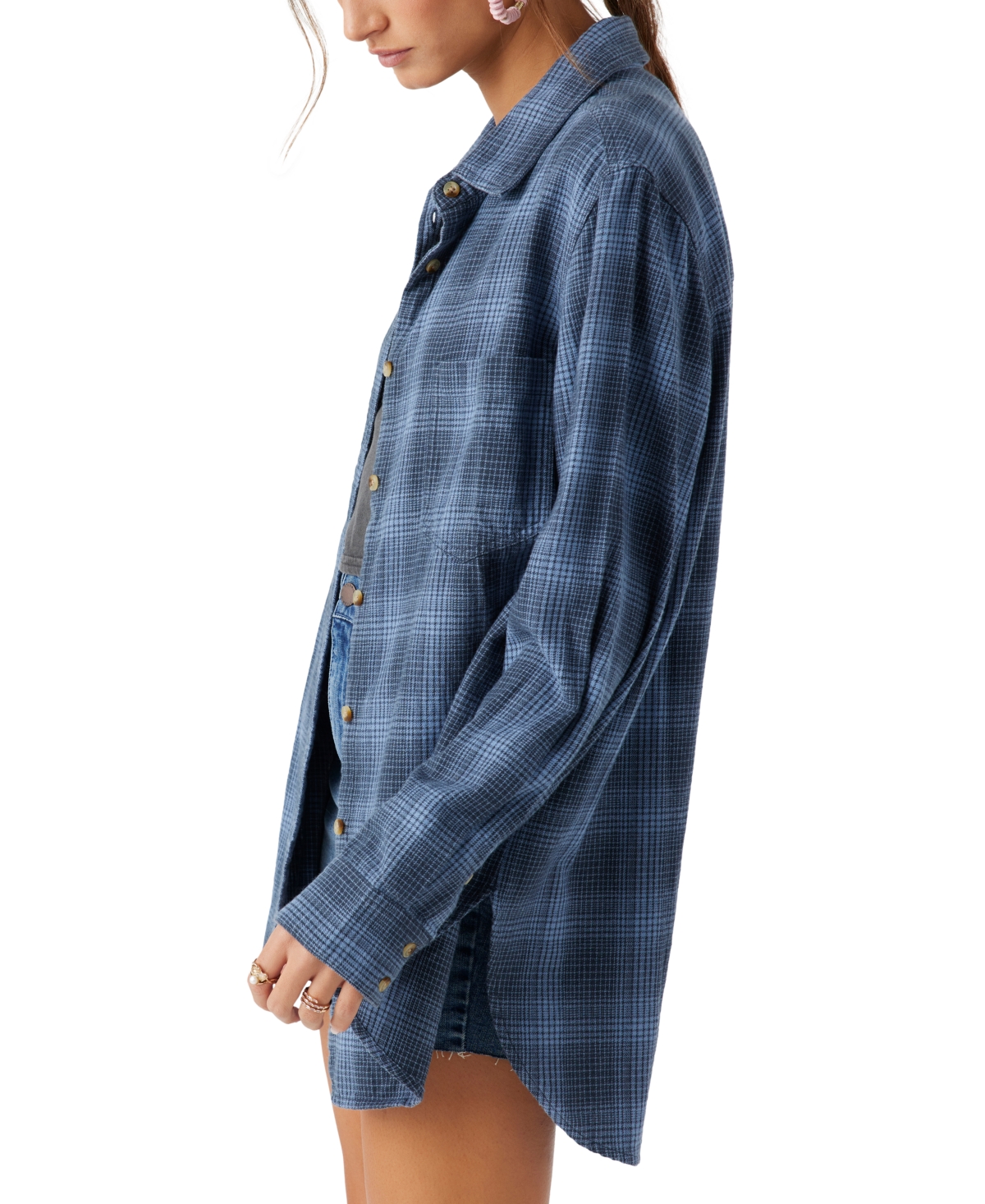 O'neill Juniors' Travys Plaid Print High-low-hem Cotton Shirt In Slate