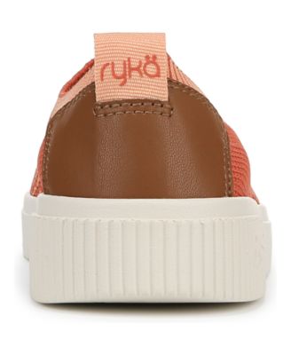 Women's Vista Round Toe Slip On Sneakers