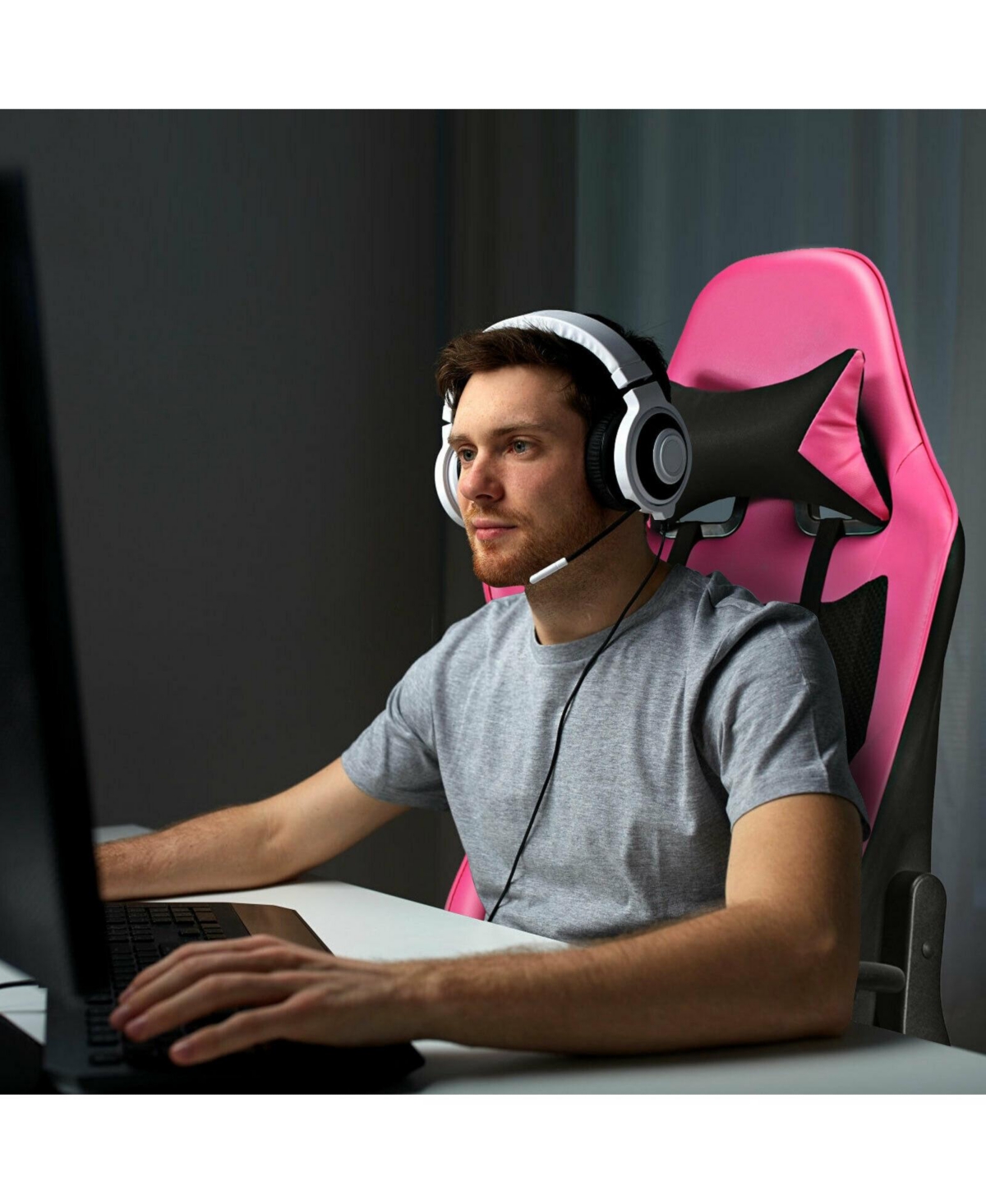 Gouun Pu Leather Gaming Chair with Usb Massage Lumbar Pillow and Footrest