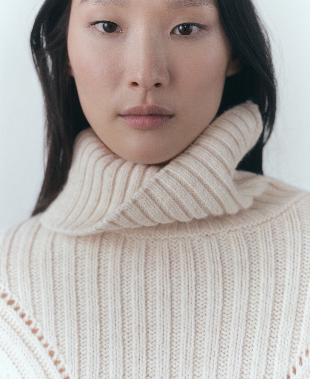 Mango Turtleneck Sweater With Unstitched Detail Ecru In Ecru