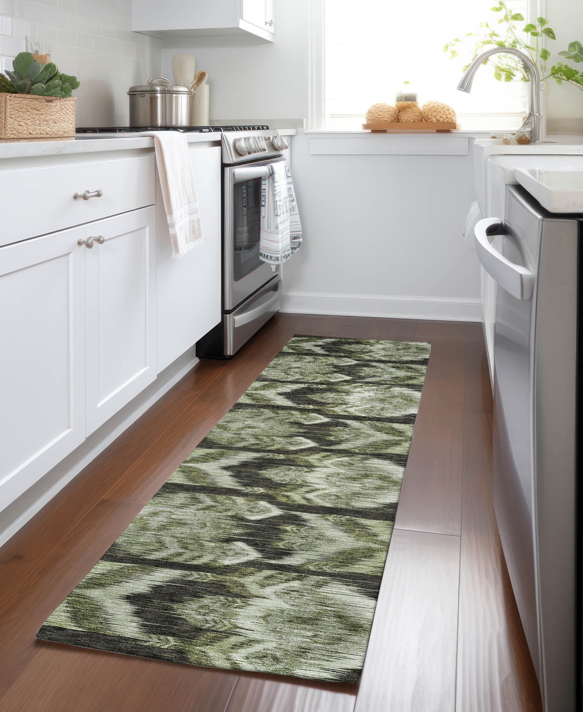 Addison Chantille Acn812 2'3"x7'6" Runner Area Rug In Olive