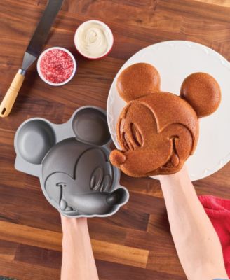 Cast Aluminum 11" 3D Disney Mickey Mouse Cake Pan
