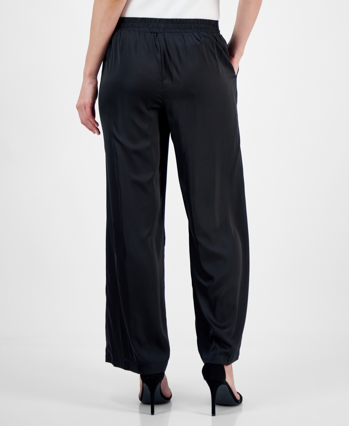 T Tahari Women's Pull-on Wide-leg Ankle Pants In Black