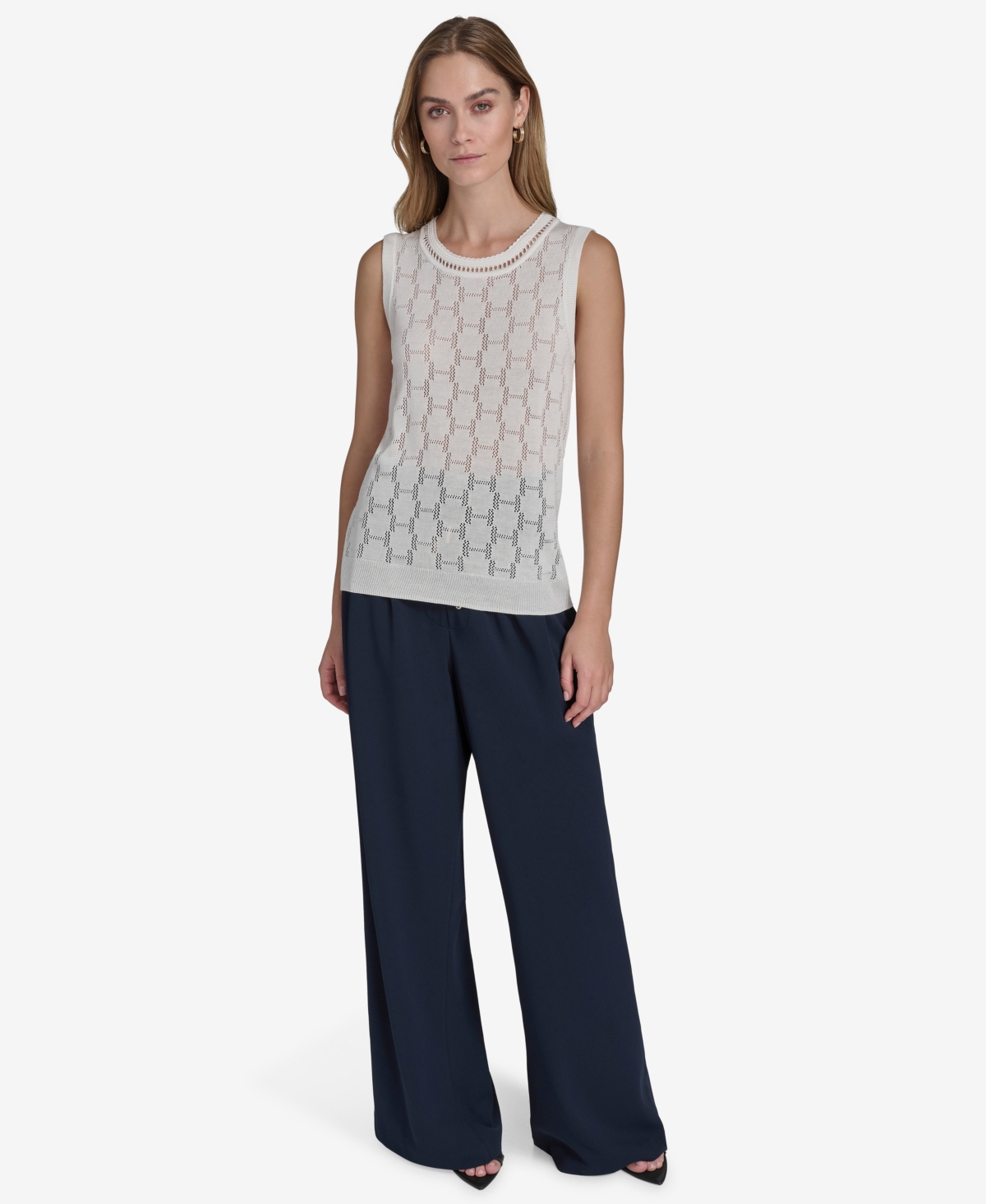 HALSTON WOMEN'S TEXTURED-KNIT SLEEVELESS ROUND-NECK TOP 