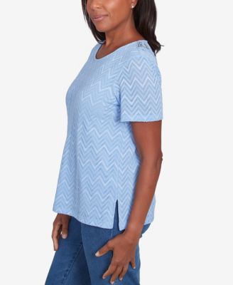 Women's Classic Textured Chevron Lace Back Top