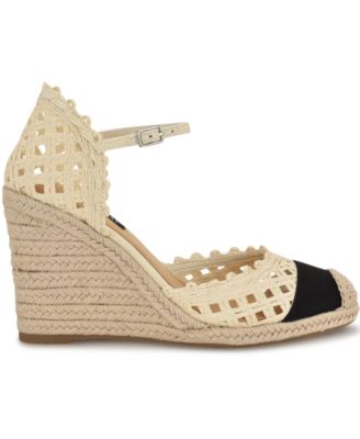 Women's Mckinly Closed Toe Dress Wedge Pumps