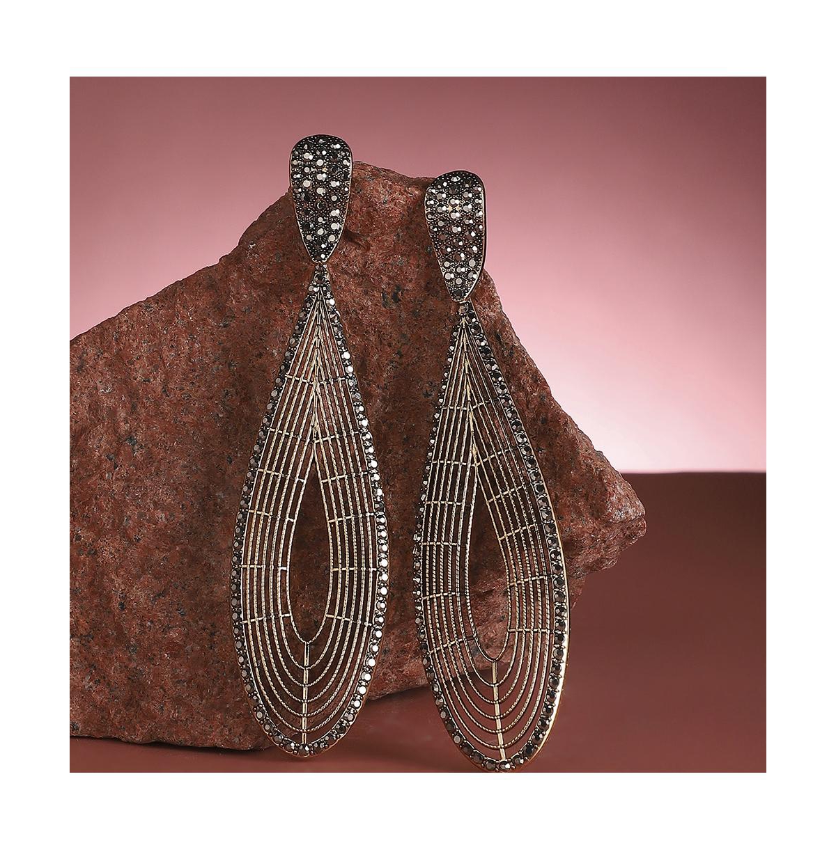Maxi Lined Teardrop Drop Earrings