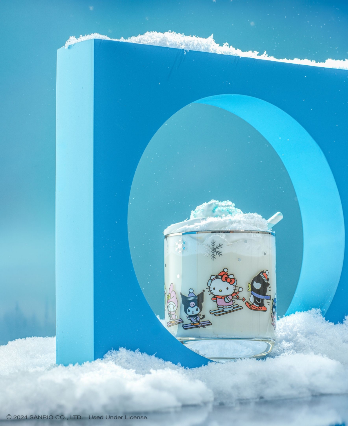 JOYJOLT HELLO KITTY AND FRIENDS WINTER WONDERLAND SHORT GLASSES, SET OF 4 