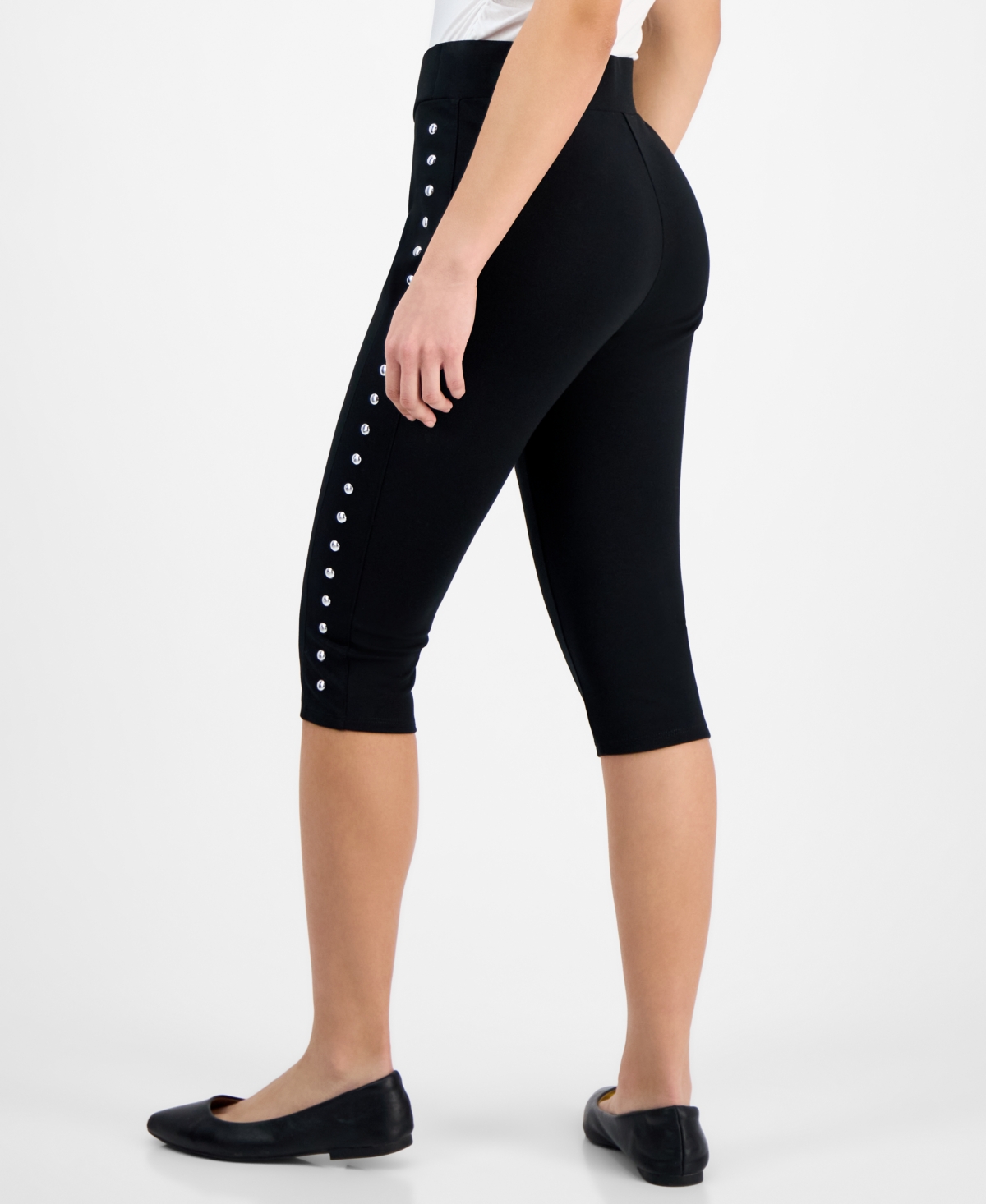 Bar Iii Petite Side-studded Ponte Capri Pants, Exclusively At Macy's In Deep Black