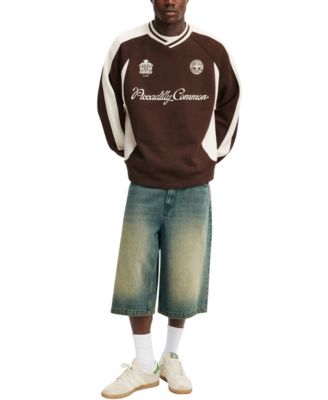 Men's Graphic V-Neck Fleece Sweater