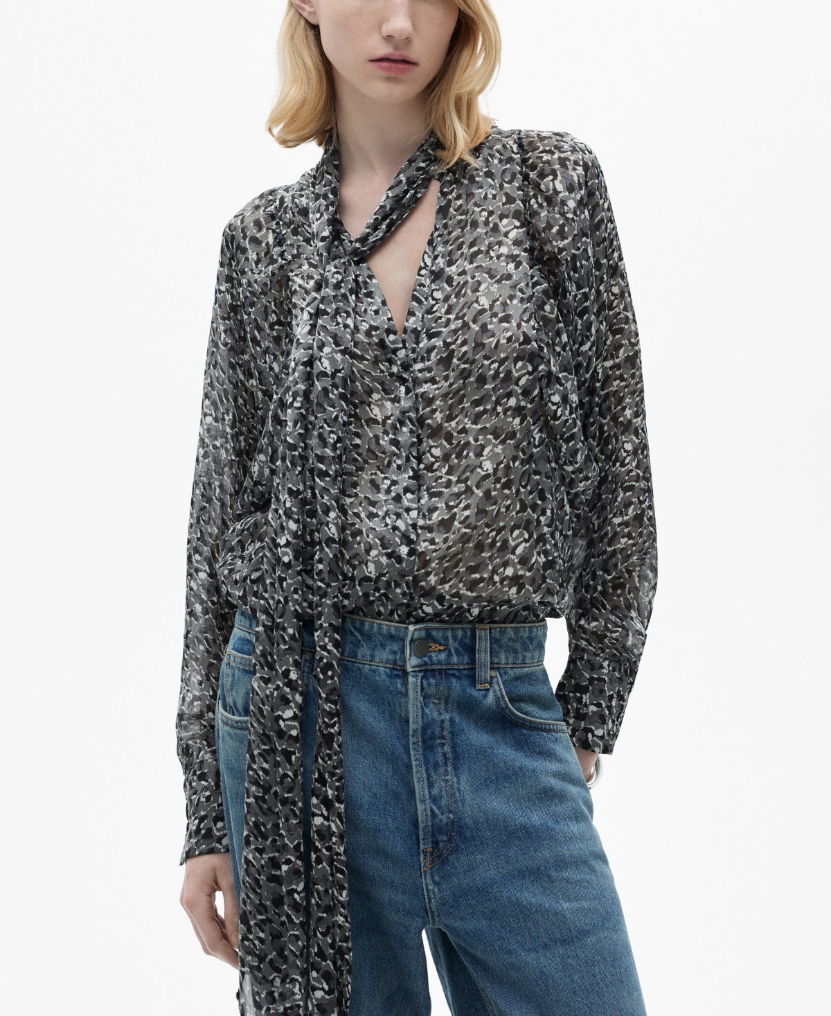 Mango Leopard-print Blouse With Collar And Bow Black In Black