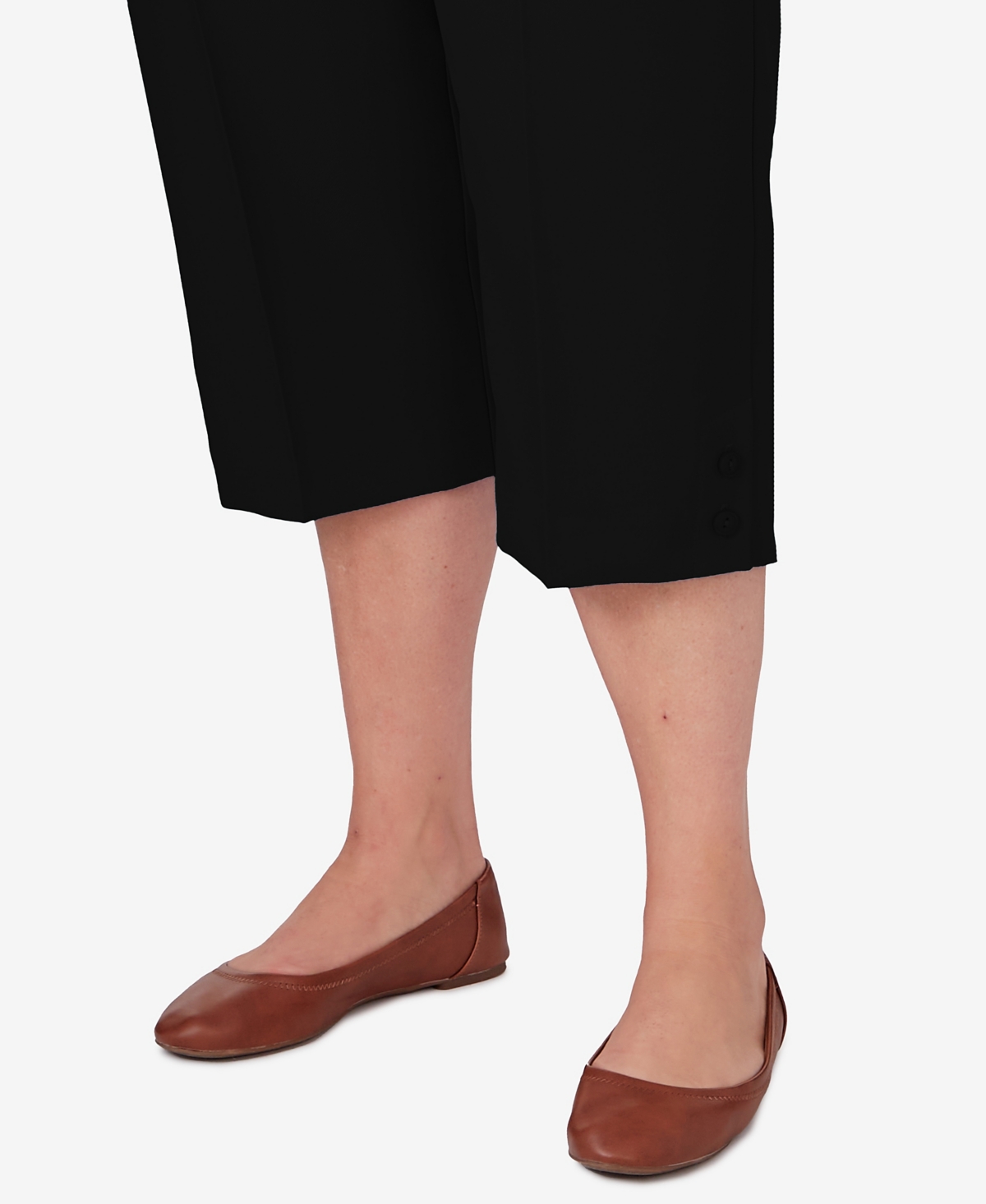 Alfred Dunner Plus Size Classic Stretch Waist Accord Capri Pants With Button Hem In Black