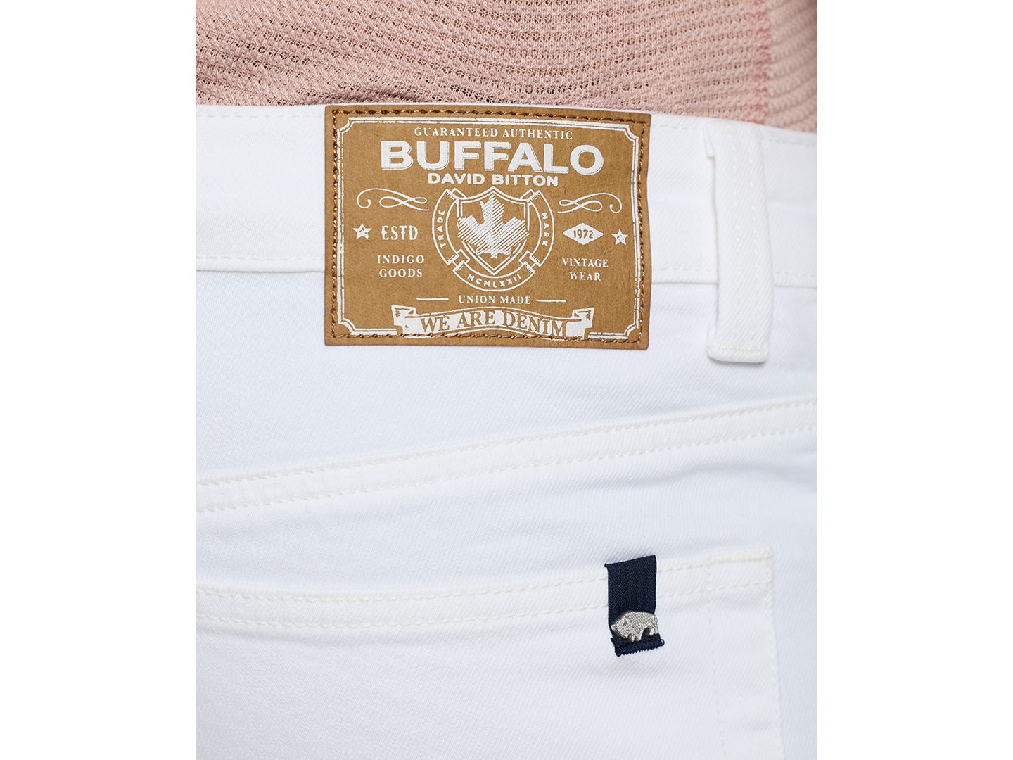 Мужские шорты Buffalo David Bitton Dean Relaxed-Straight Fit Stretch Knit 10.5" Denim Shorts, цвет: Белый — фото 5
