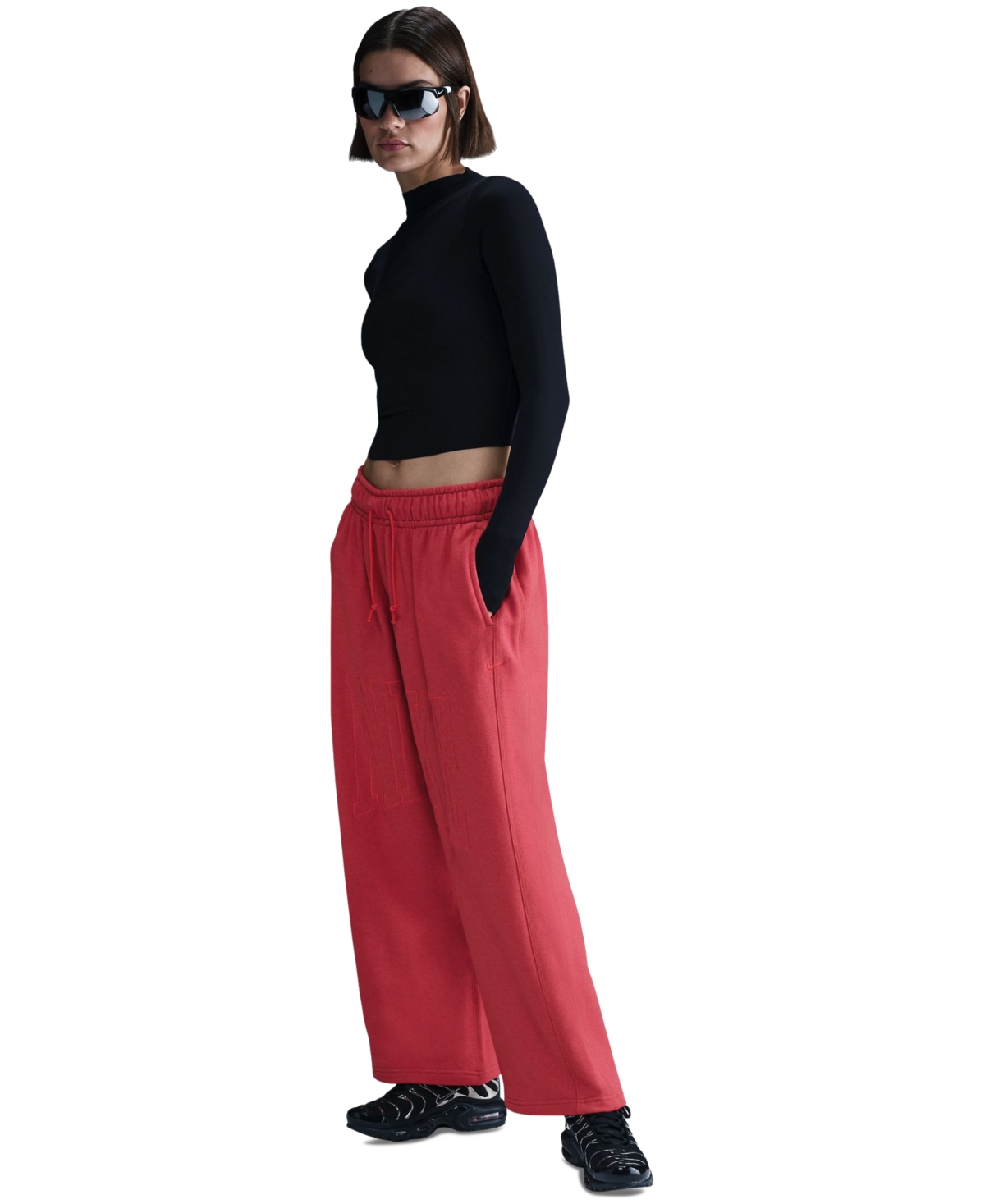 NIKE SPORTSWEAR WOMEN'S MID-RISE OVERSIZED OPEN-HEM FRENCH TERRY PANTS 