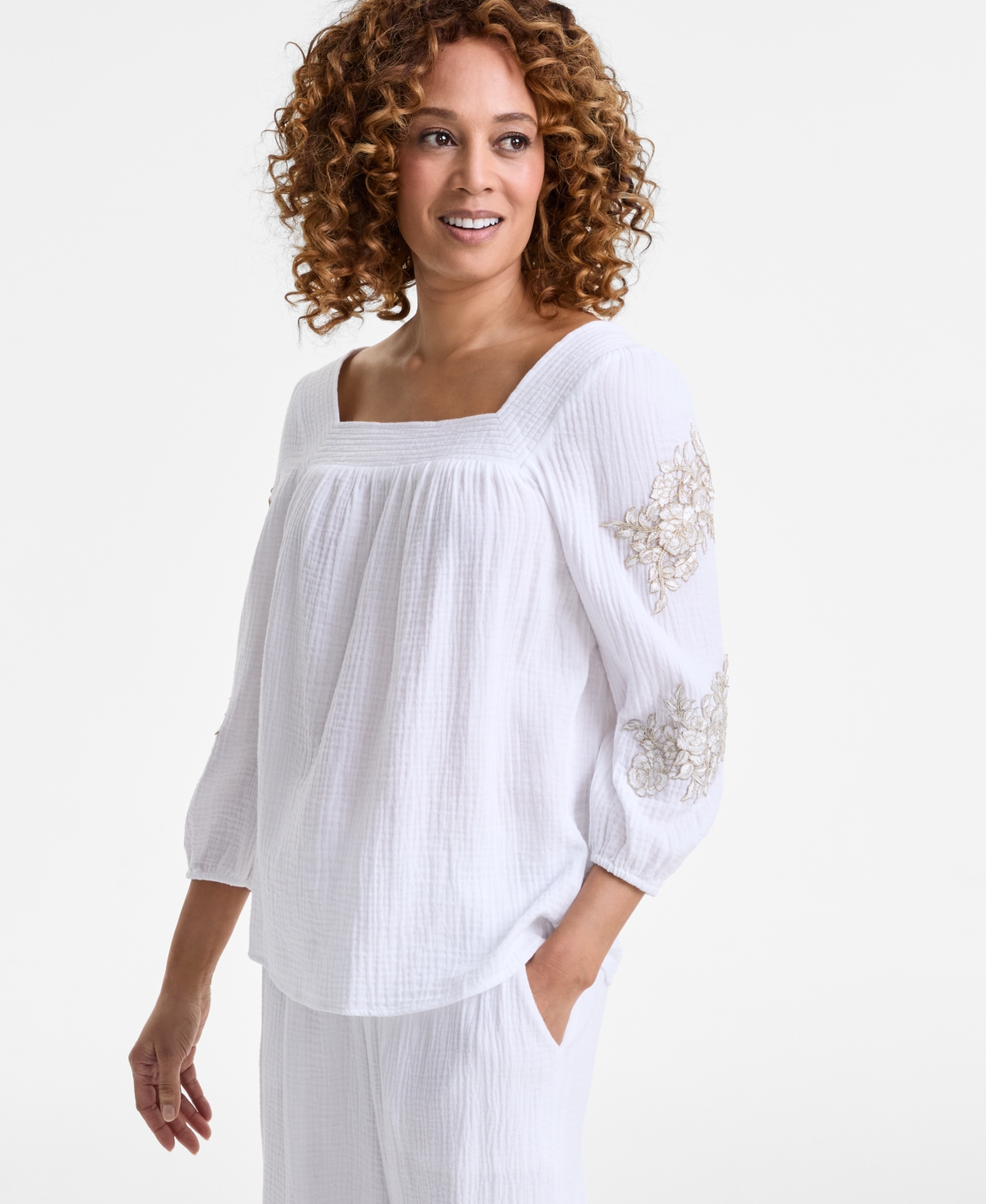 JM COLLECTION PETITE COTTON SQUARE-NECK FLORAL-APPLIQUE TOP, EXCLUSIVELY AT MACY'S 