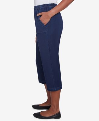 Alfred Dunner Women's Free Spirit Knit Denim Capri Pants