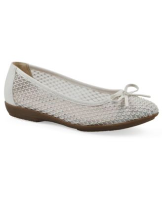 Women's Carlicia Round Toe Ballet Flats