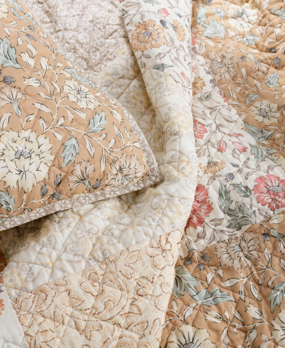 Charter Club Jaipur Quilt Sets Exclusively At Macys In Rosewood