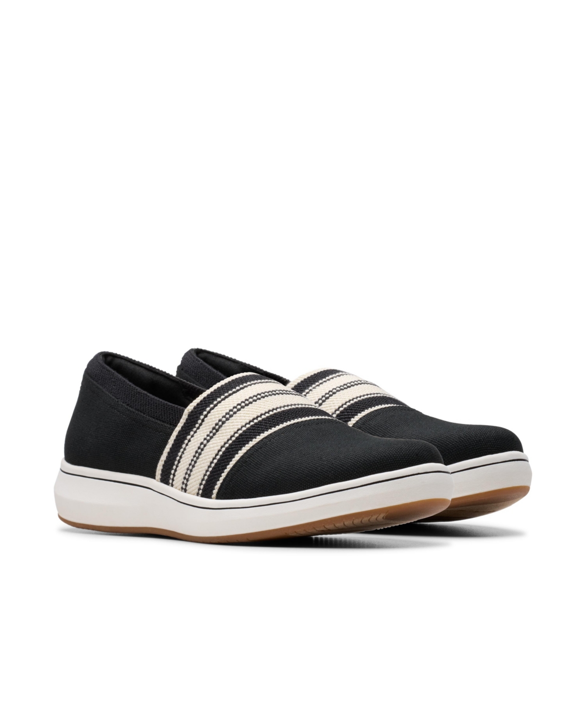 Clarks Cloudsteppers Women's Breeze Sky Mist Slip-on Shoes In Black Textile