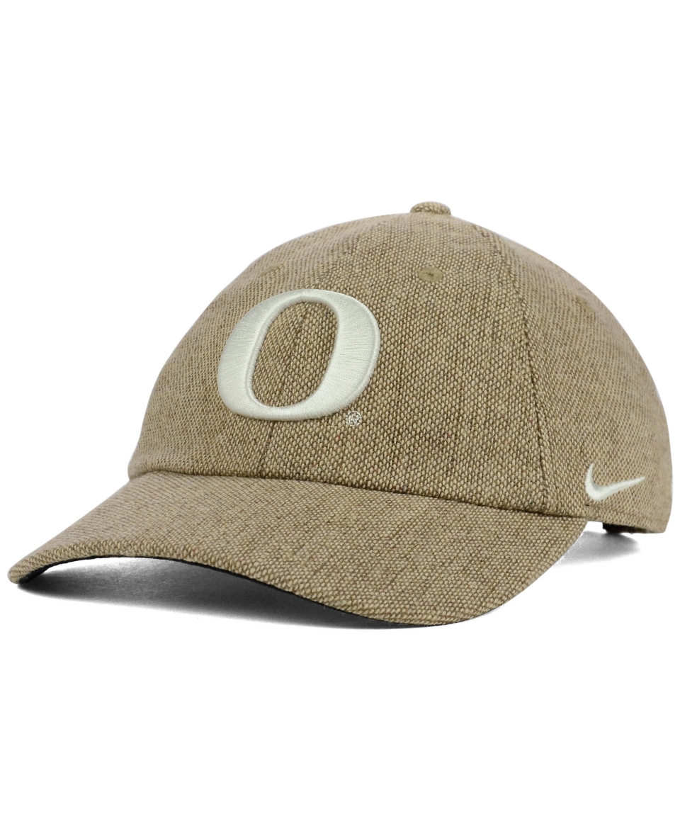 Nike Oregon Ducks H86 Fitted Cap   Sports Fan Shop By Lids   Men