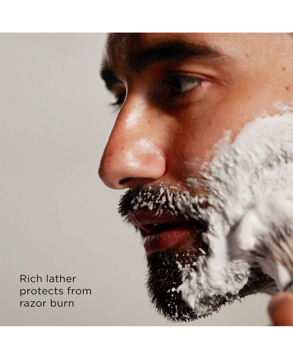 Art Of Shaving The  2-pc. Essential Starter Set In No Color