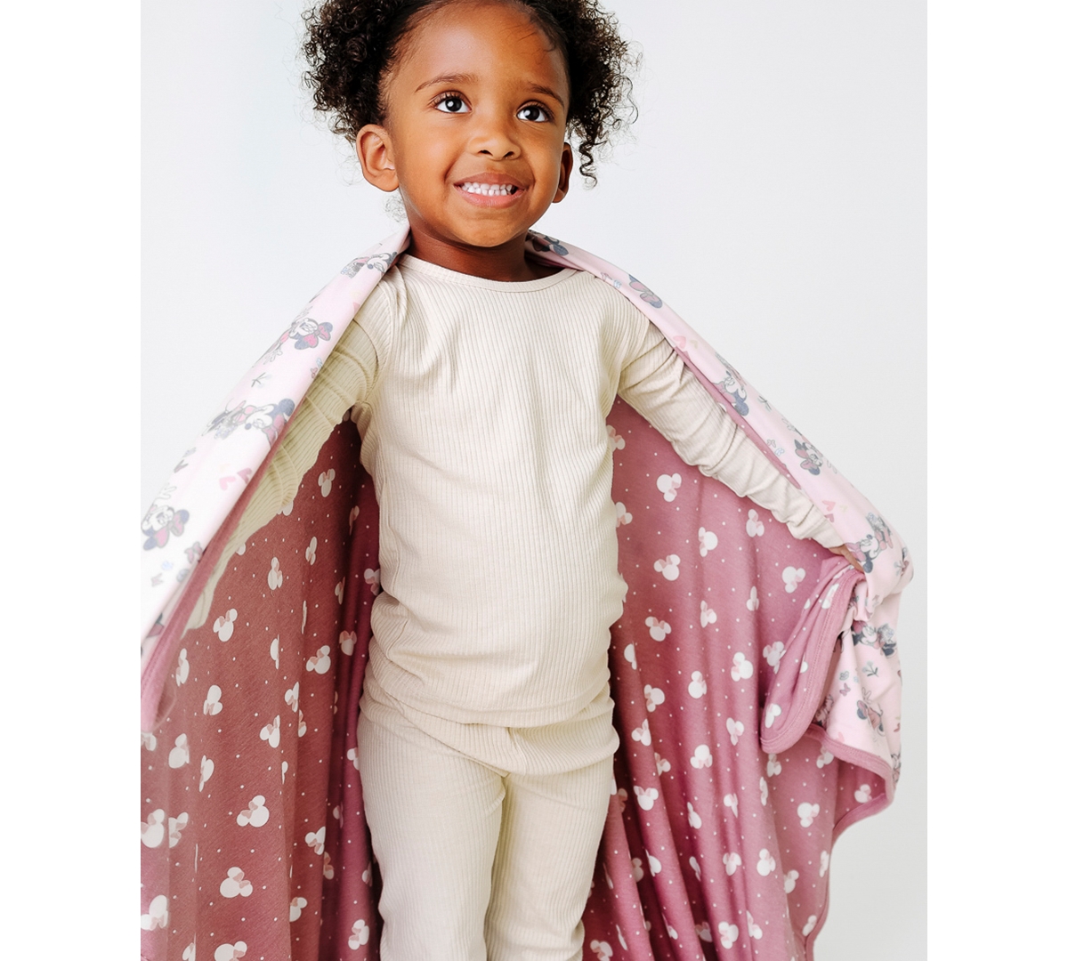 Copper Pearl Baby Minnie Mouse 3-layer Stretchy Quilt In Pink
