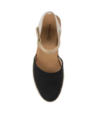 Women's Alycia Closed Toe Wedge Sandals