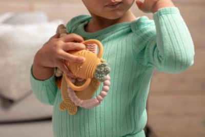 Toddler Easter Teether Set, Easter Bunny, Carrot, Chicken, Rattle Egg & Easter Basket Teething Toys Cute Easter Teethers Toys Gift Set