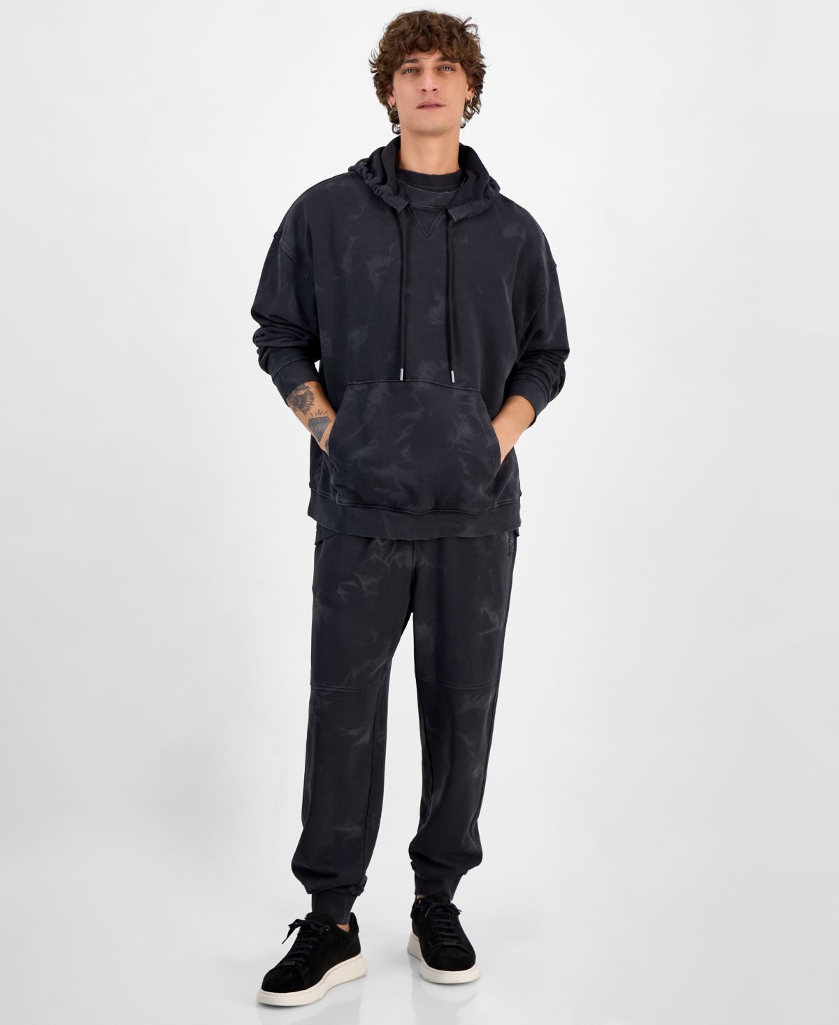 Мужская толстовка свободного кроя Nustroody от Hugo by Hugo Boss и спортивные штаны свободного кроя Nustroypan от Hugo Boss