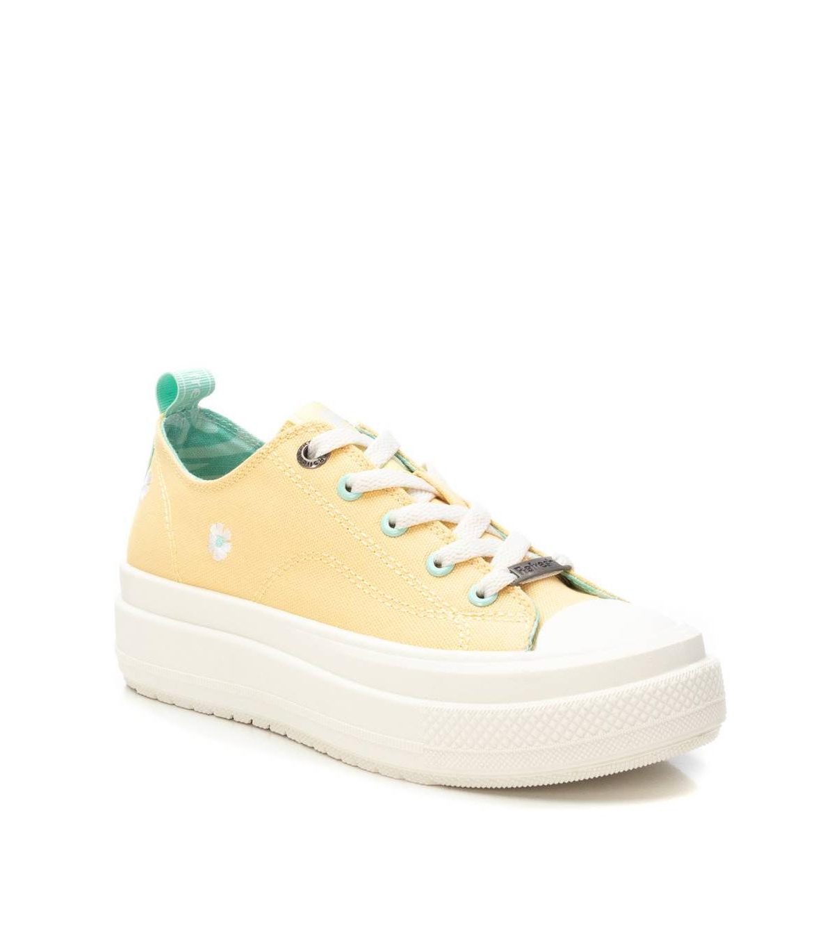 Women's Casual Canvas Sneakers By Xti - Beige
