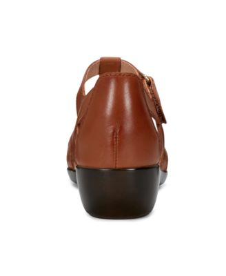Women's Darlyn T-Strap Casual Flats
