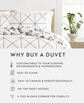 Ultra Soft Edgy Flowers 3-Pc. Reversible Duvet Cover Set, Full/Queen