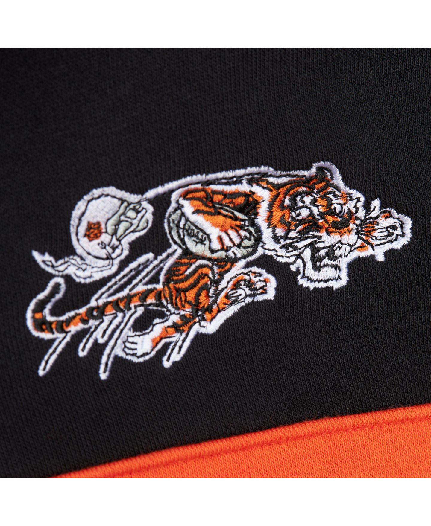 Мужское худи Mitchell & Ness Black Cincinnati Bengals Vintage Logo Head Coach Fleece Pullover — фото 5