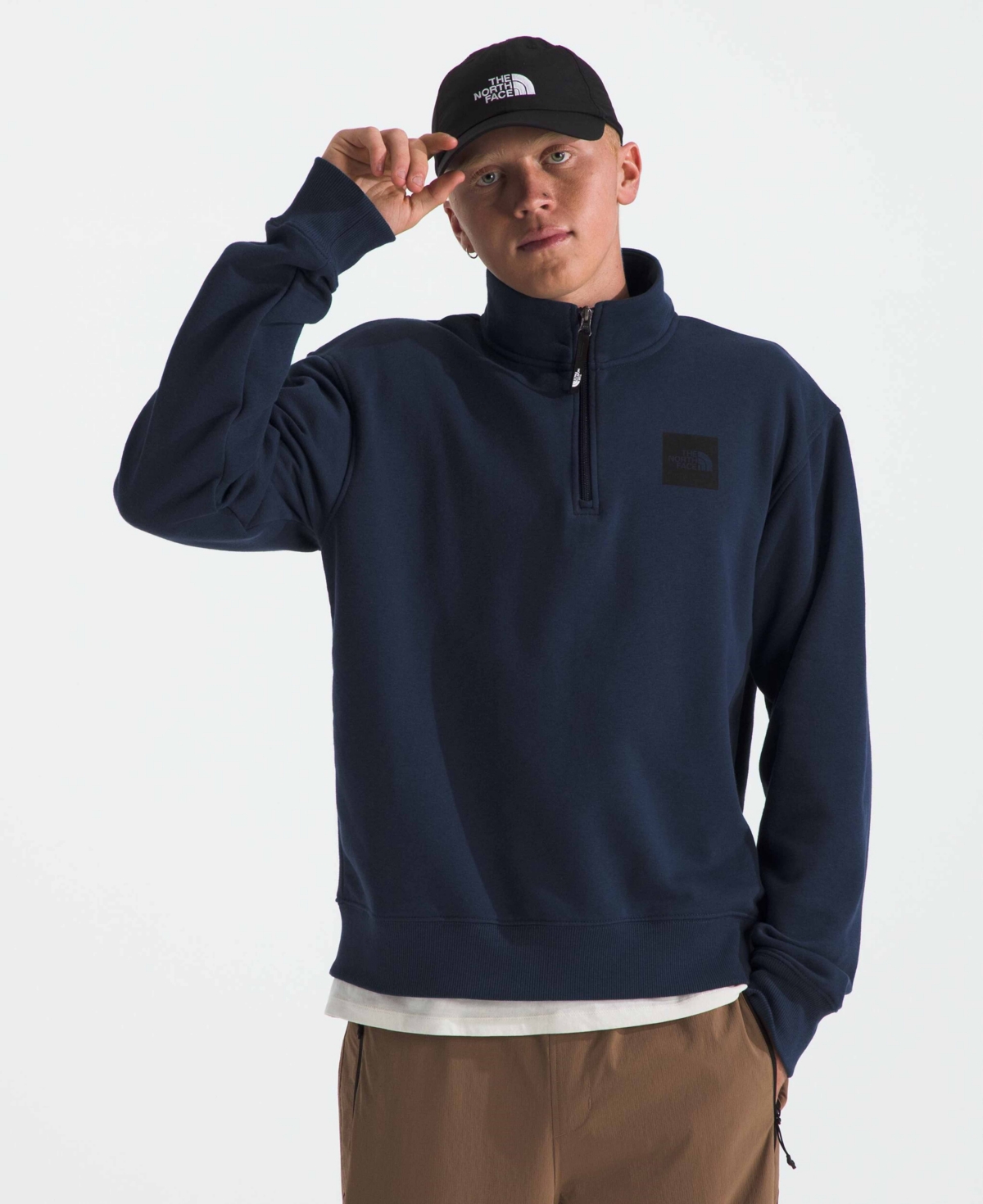 THE NORTH FACE MEN'S BOX HALF DOME Â¼ ZIP SWEATSHIRT 