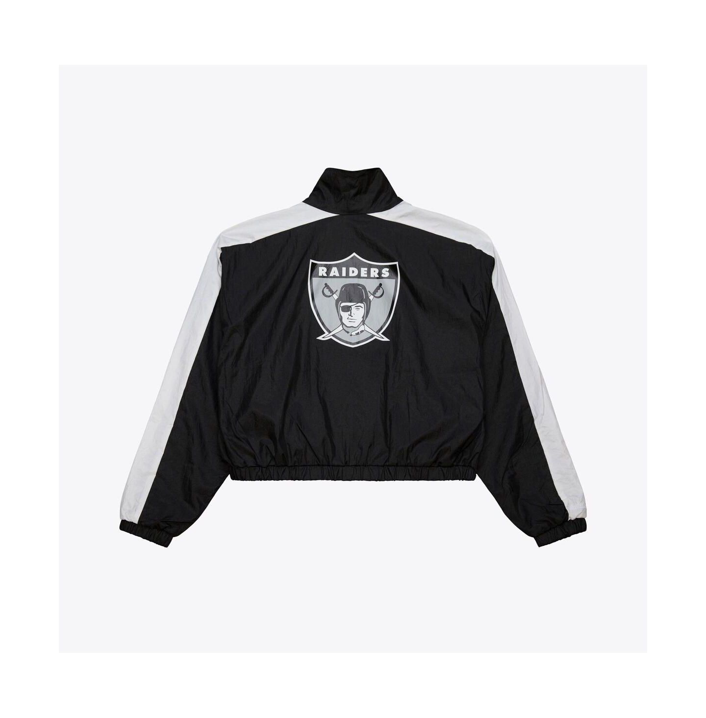 Женская куртка Mitchell & Ness Black Oakland Raiders Nylon Cropped Full-Zip — фото 2