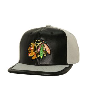Mitchell & Ness - Men's Black, Gray Chicago Blackhawks Day One Snapback Hat
