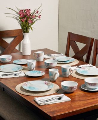 Emma 16 Pc. Dinnerware Set, Service for 4 